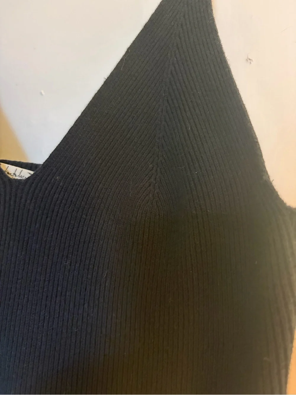 Free People We The Free Black Ribbed V-Neck Bodysuit Large (Estimated)